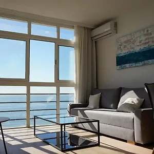 https://beachfront-malaga.es-andalucia.com